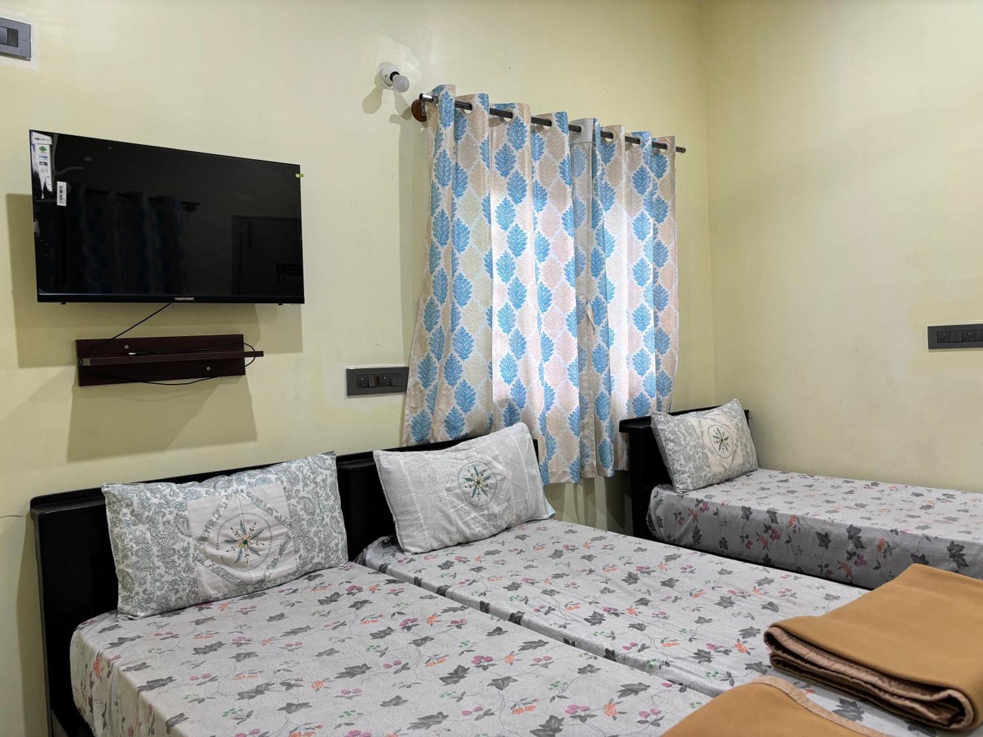 Sri Siri Lodge And Hotel Chikmagalūr 외부 사진