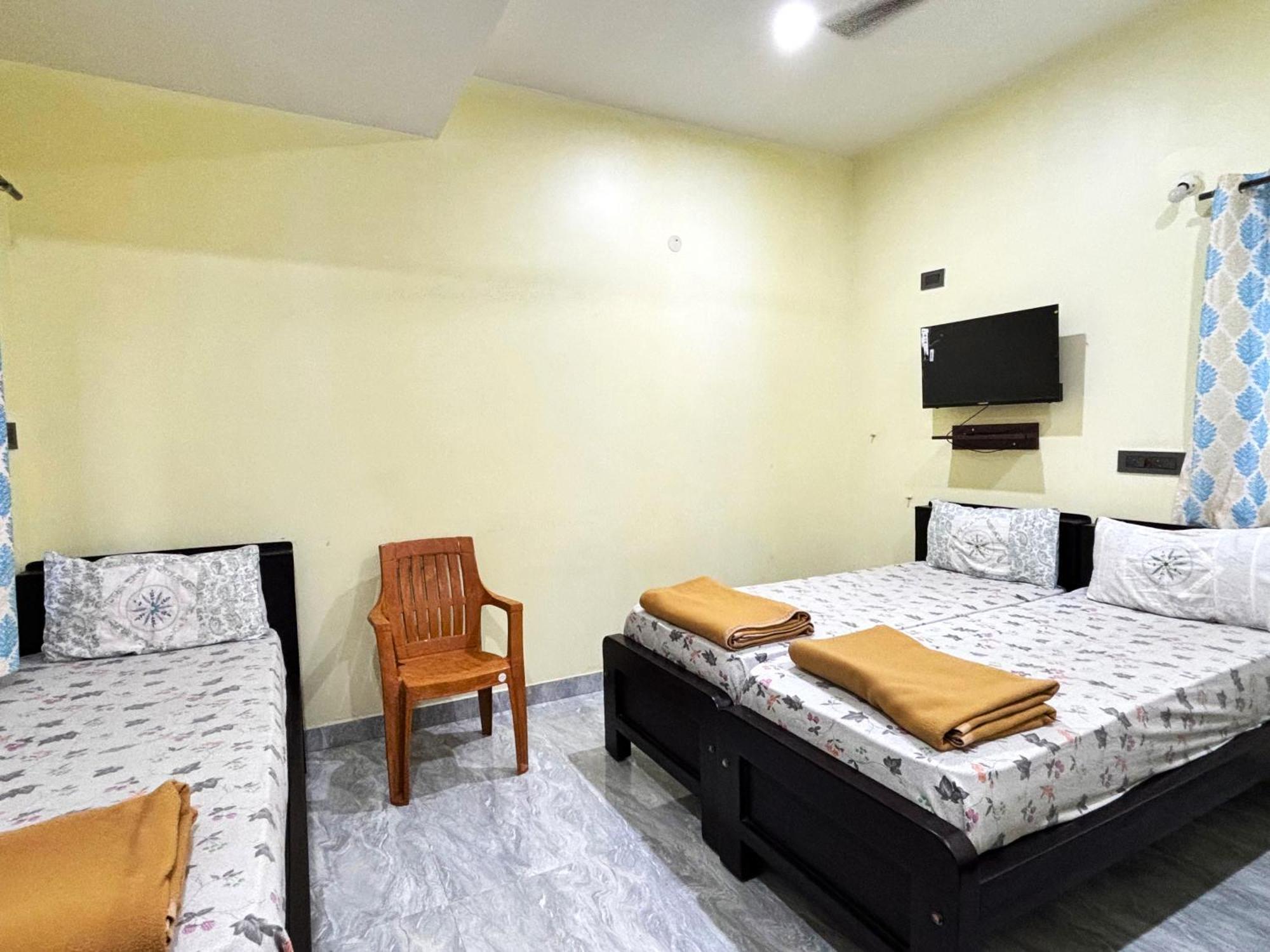 Sri Siri Lodge And Hotel Chikmagalūr 외부 사진