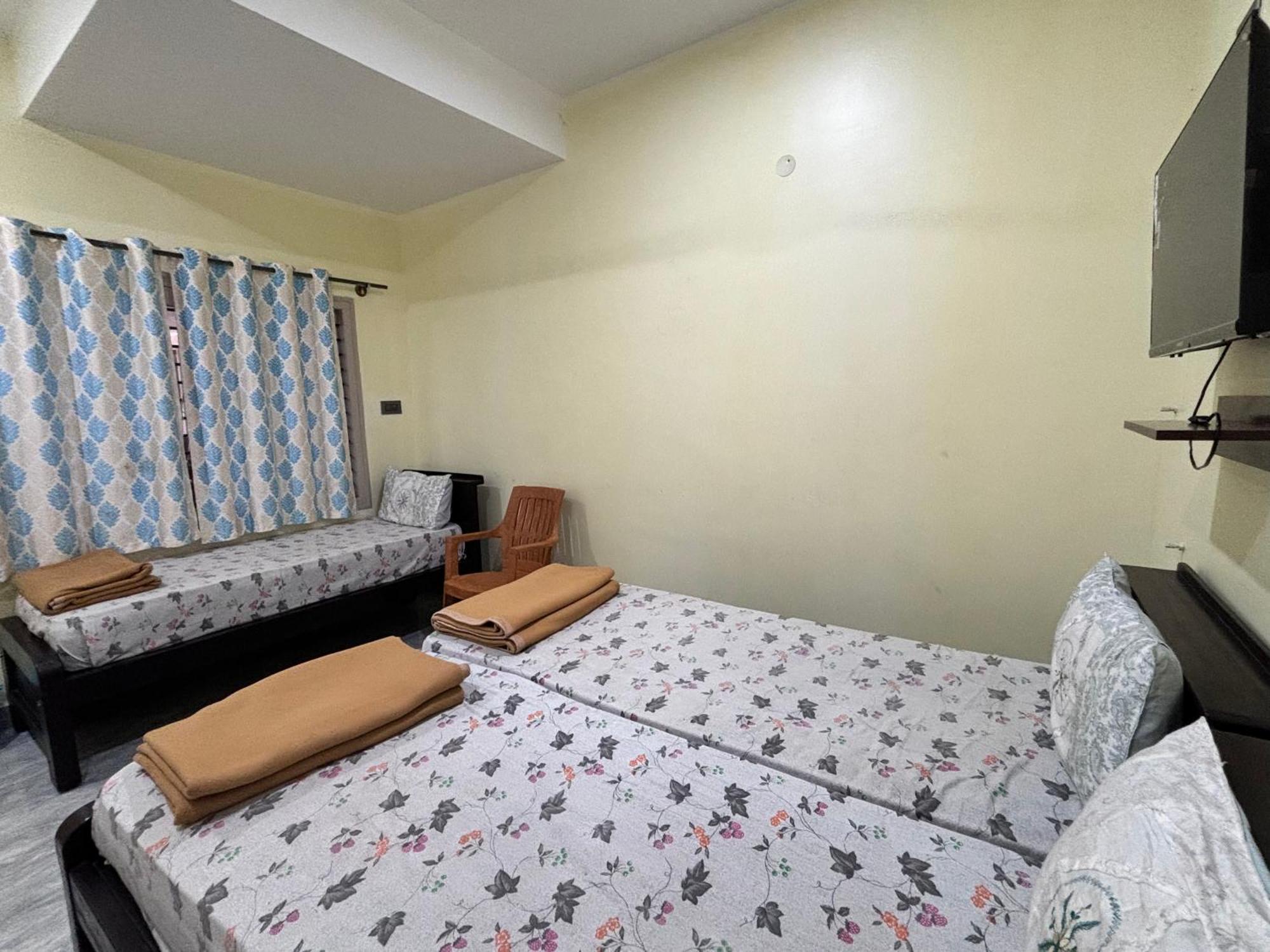 Sri Siri Lodge And Hotel Chikmagalūr 외부 사진